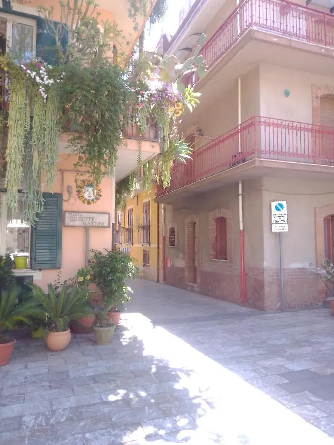 Apartment Vacanza Taormina Mare Mazzeo Italy