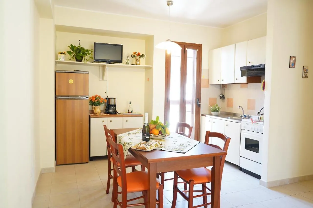 Vacanza Taormina Mare Mazzeo 0*,
