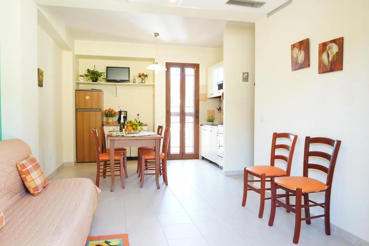 Vacanza Taormina Mare Mazzeo Apartment